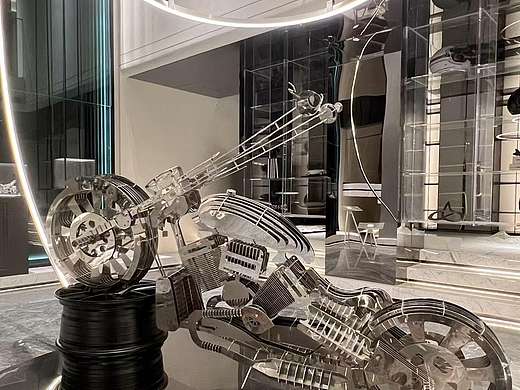 男人的机车梦｜黄铁匠雕塑定制