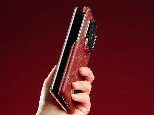 视频中藏一些AI小心机｜手机壳视频拍摄