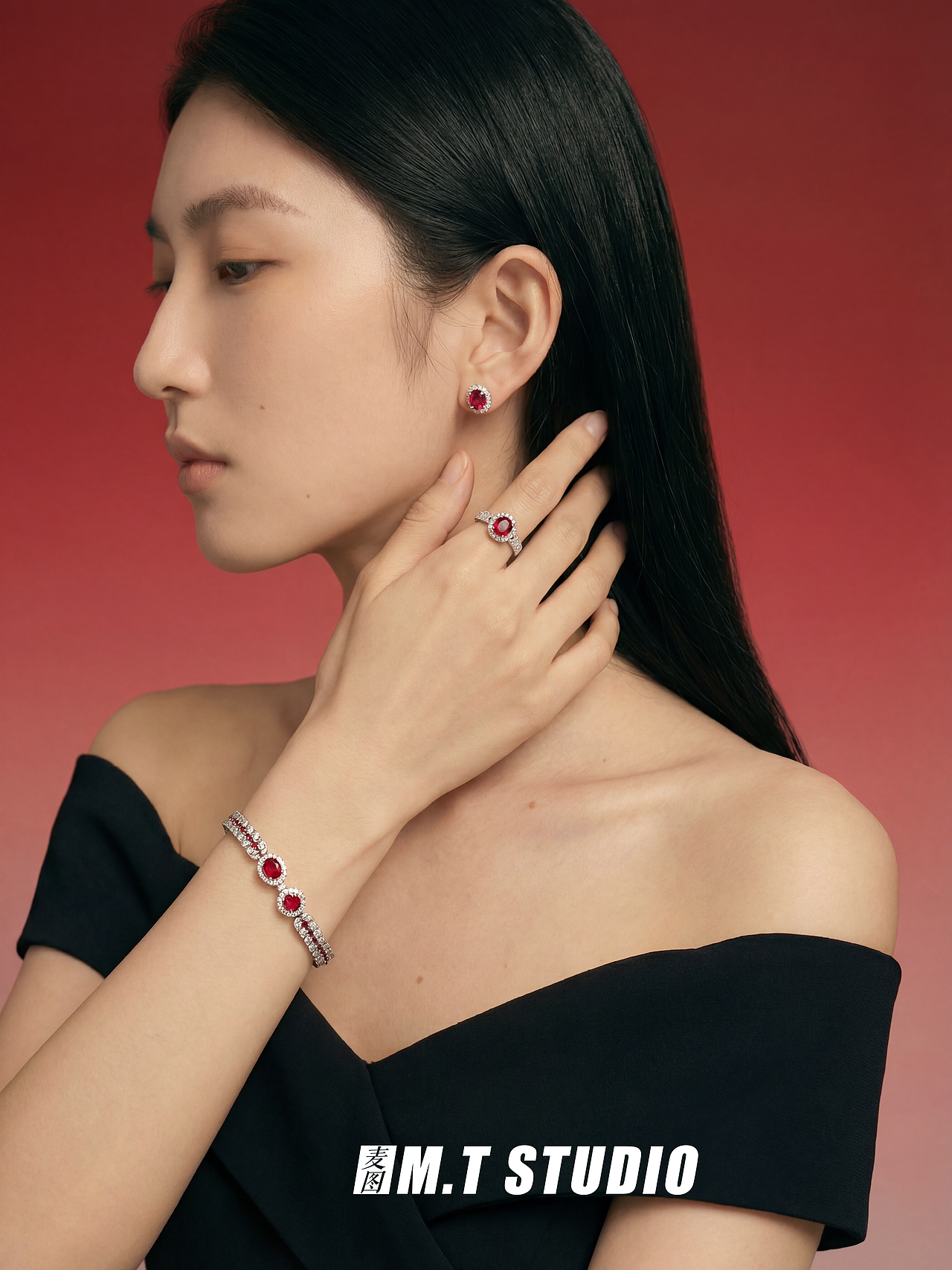 义乌饰品拍摄 模特首饰拍照 珠宝饰品拍摄 静物拍摄（图ZNDAzOTE3NTcy） - 产品摄影 - 站酷设计师义乌麦图摄影官网原创素材 - 站酷ZCOOL