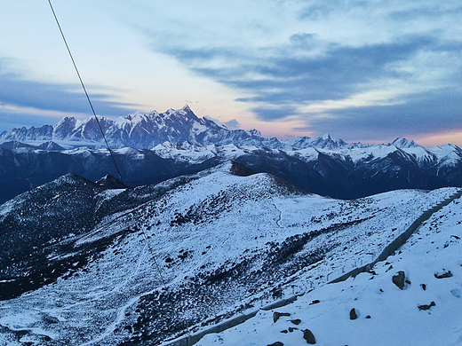 愿你在这光芒之中，洗净尘埃，回归本心，从容自在，