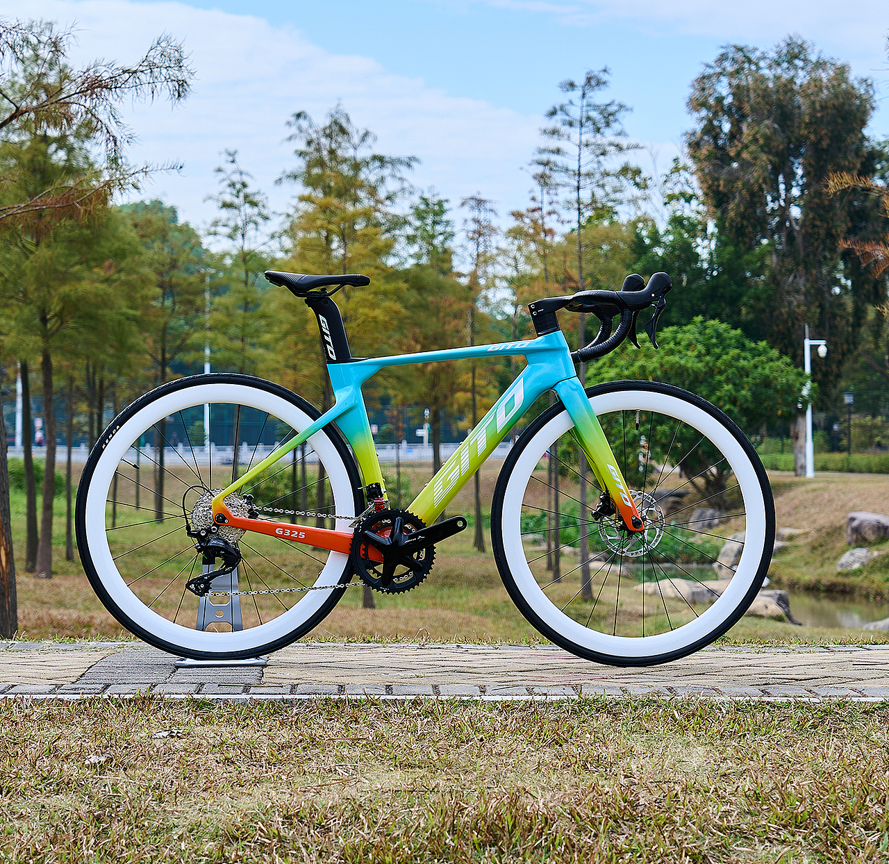 碳纤维自行车产品拍摄（图ZNDAzOTg0ODY4） - 产品摄影 - 站酷设计师晕小白摄影原创素材 - 站酷ZCOOL