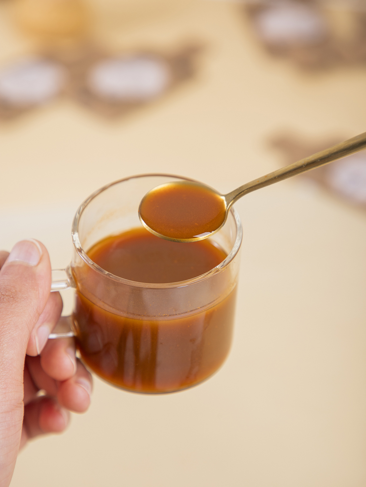 有间|宁之春六味地黄人参原浆饮（图ZNDA0MDQyNjQ4） - 产品摄影 - 站酷设计师有间图片社原创素材 - 站酷ZCOOL