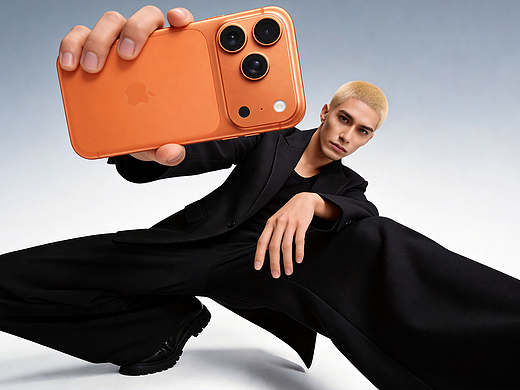 IPhone 17 Pro AI广告