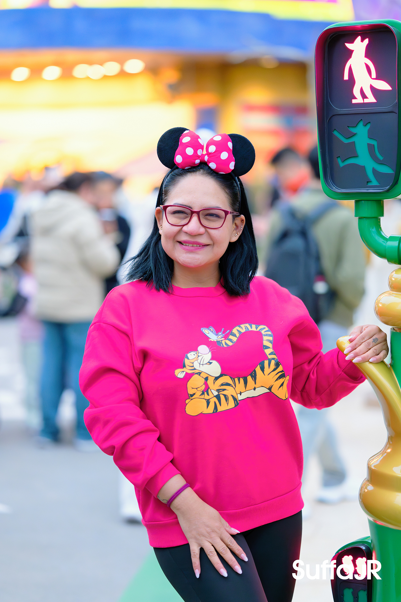 上海迪士尼人们（图ZNDA0MDYzNDQ0） - 人文/纪实摄影 - 站酷设计师朱尼尔沙发SUFFA原创素材 - 站酷ZCOOL