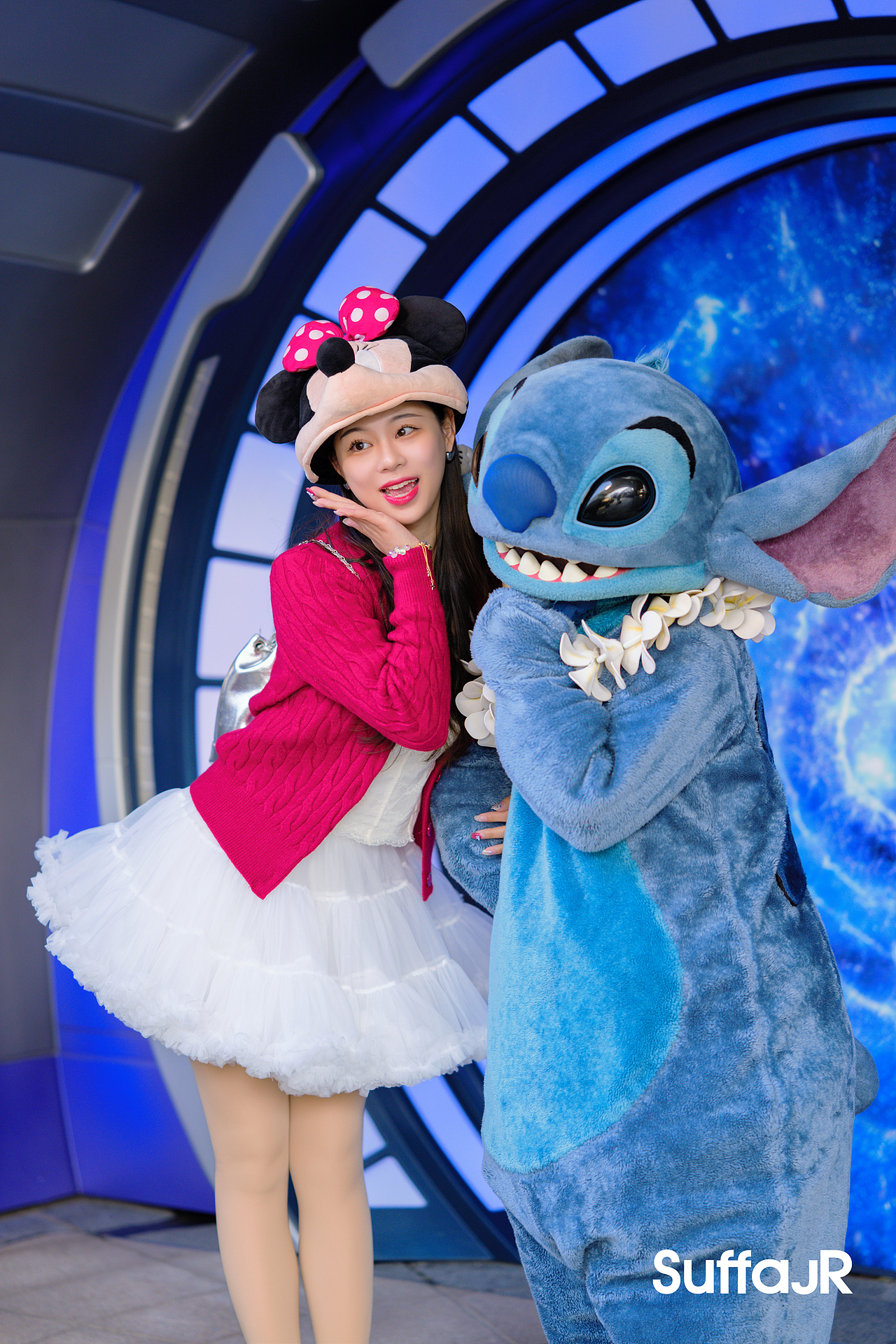 上海迪士尼人们（图ZNDA0MDYzNTMy） - 人文/纪实摄影 - 站酷设计师朱尼尔沙发SUFFA原创素材 - 站酷ZCOOL