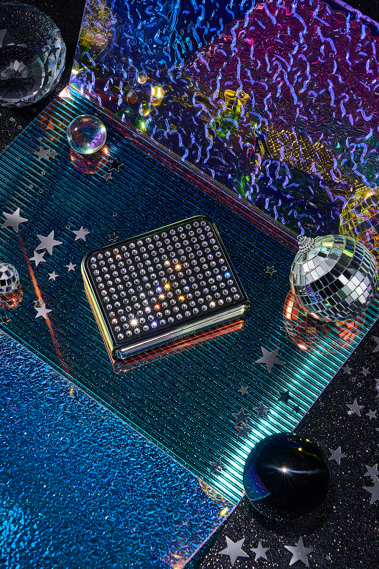 iPhone 17 Pro Max、华为Pura X手机壳_闪钻、珍珠场景（图ZNDA0MTIzOTEy） - 产品摄影 - 站酷设计师摄影师铭兮原创素材 - 站酷ZCOOL