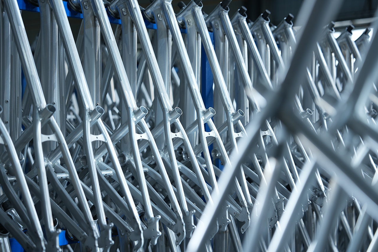 XDS｜30周年宣传片 - 制造篇（图ZNDA0MTUxNjEy） - 宣传片 - 站酷设计师是橙子不是橘子丨原创素材 - 站酷ZCOOL