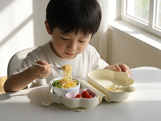 云朵餐盒（个人主页-ZNzMzMTU0Njg=） - 生活用品 - 站酷设计师ID沈还时原创素材 - 站酷ZCOOL