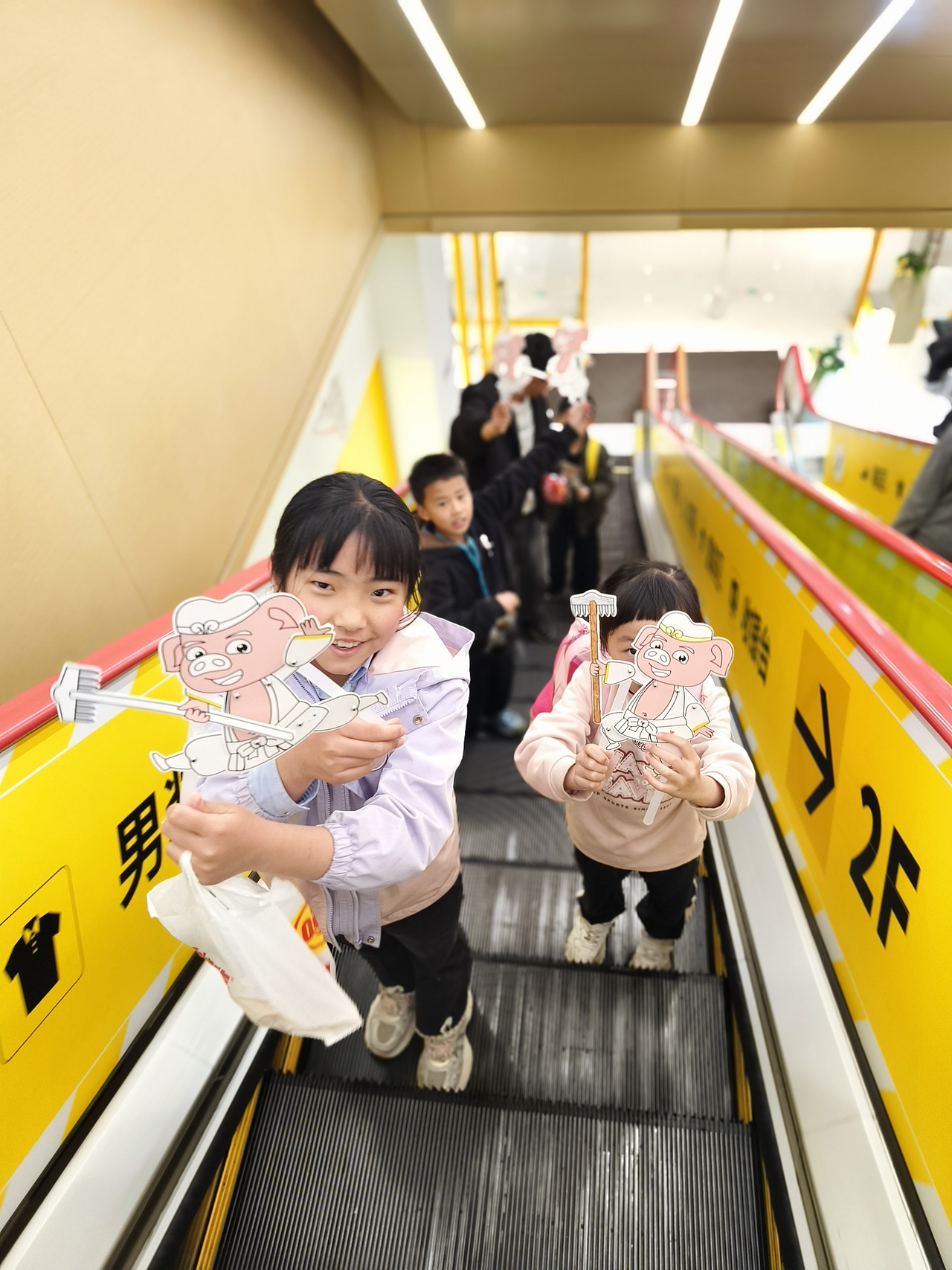 童萌君（图ZNDA0MjA3MTcy） - 儿童插画 - 站酷设计师阎少龙原创素材 - 站酷ZCOOL