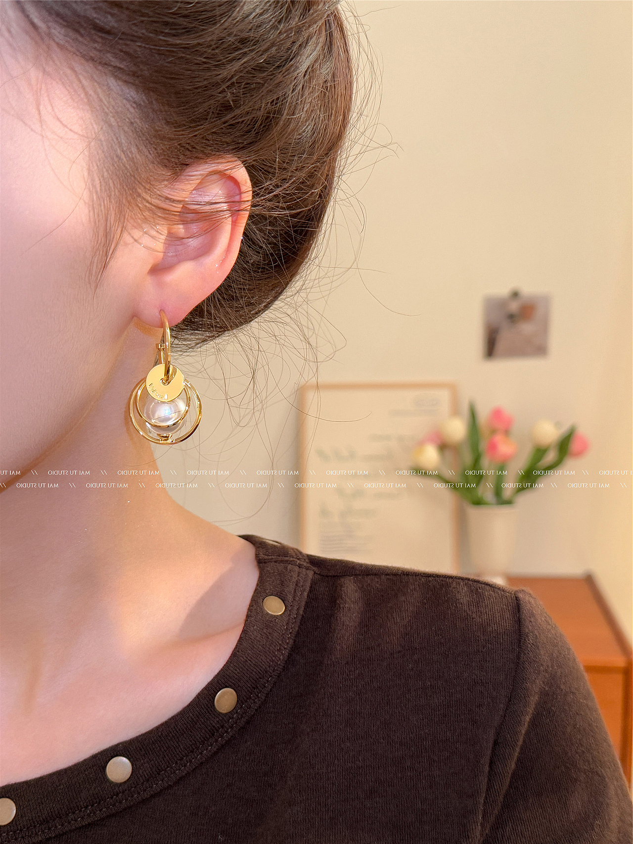 网感耳饰拍摄 无头风模特珠宝耳环拍照 韩系耳饰拍摄（图ZNDA0MjA3NTU2） - 产品摄影 - 站酷设计师义乌麦图摄影官网原创素材 - 站酷ZCOOL