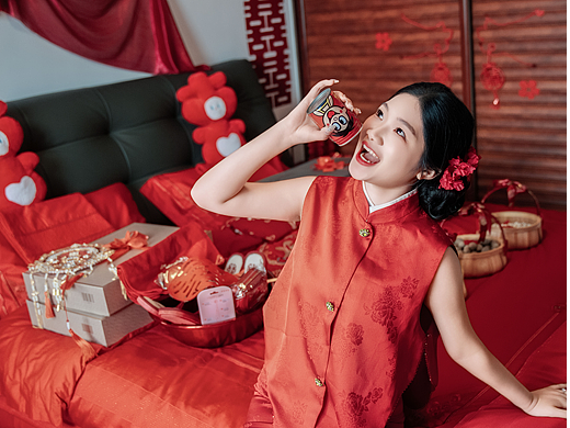 古灵精怪俏皮可爱