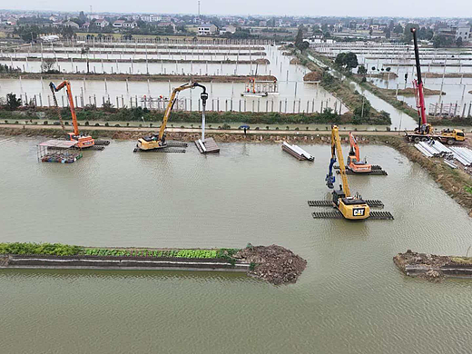 2026年水上挖掘机怎么选？口碑品牌大揭秘！