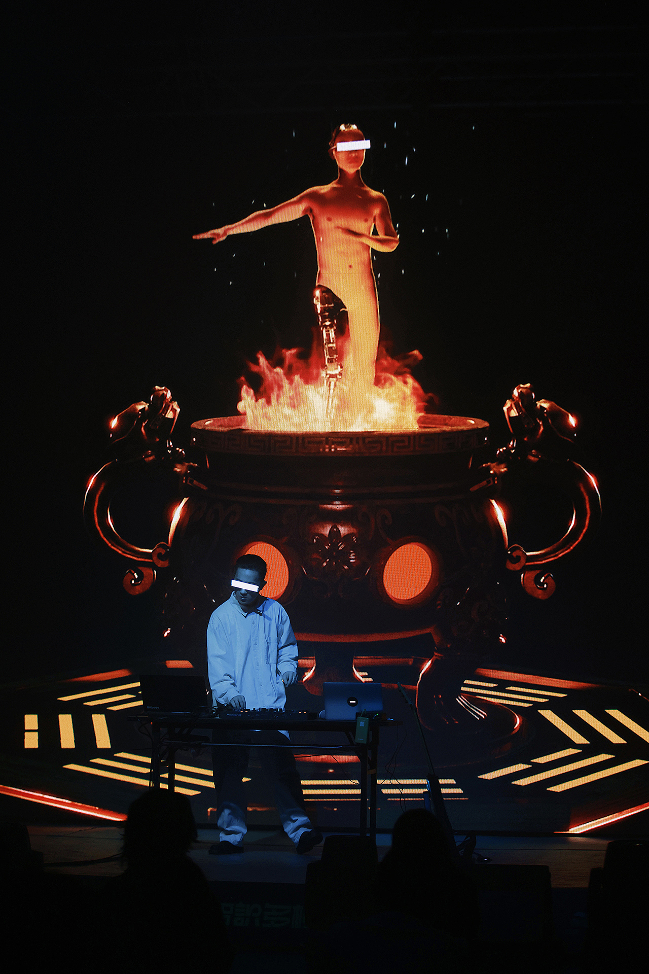 声光电融合的体验！视听艺术现场演出「未知序列」（图ZNDA0Mjk2Nzgw） - 舞台美术 - 站酷设计师艺术家胡帅原创素材 - 站酷ZCOOL