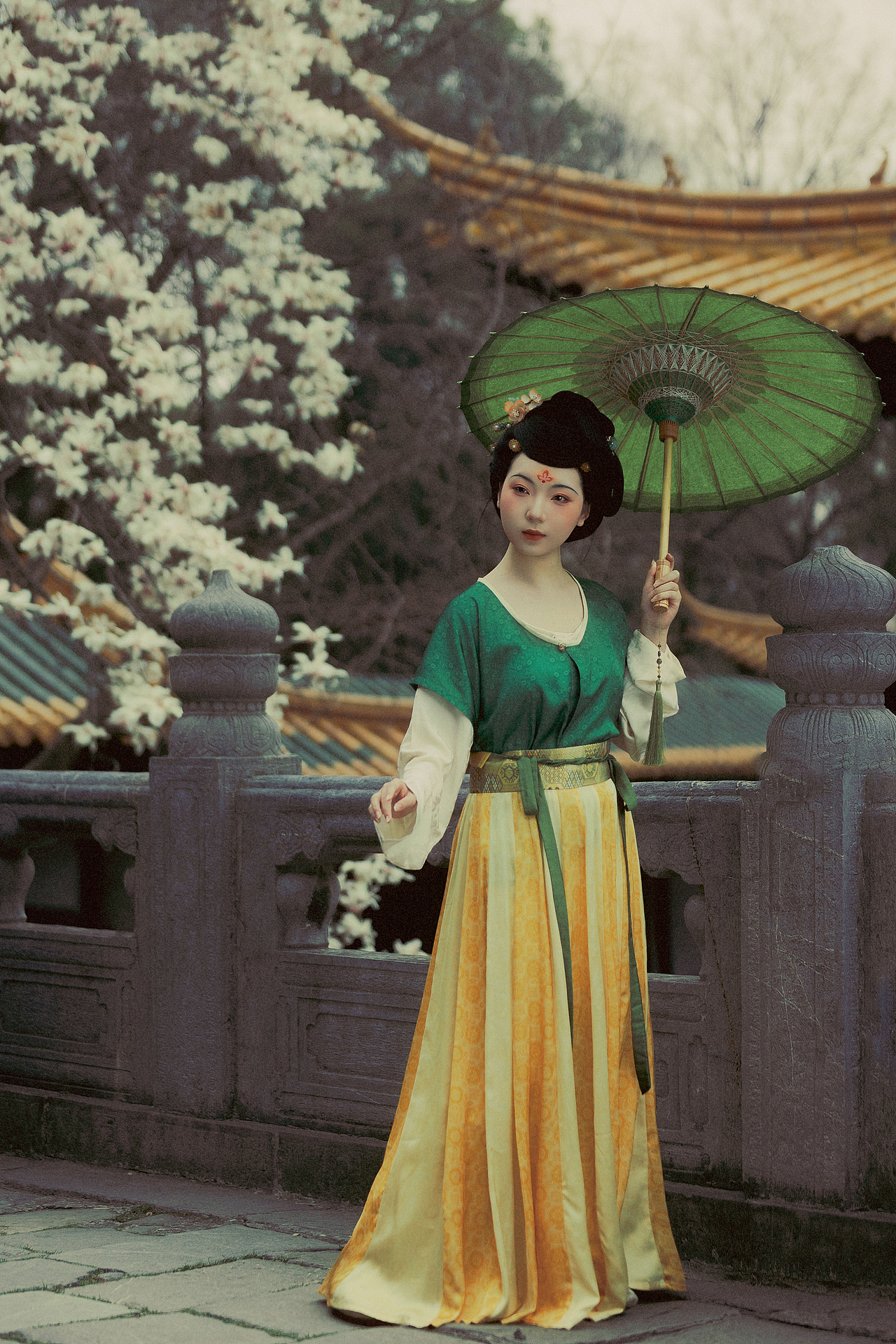 玉殿春（图ZNDA0NDc3MDcy） - 人像摄影 - 站酷设计师若寒Rock原创素材 - 站酷ZCOOL