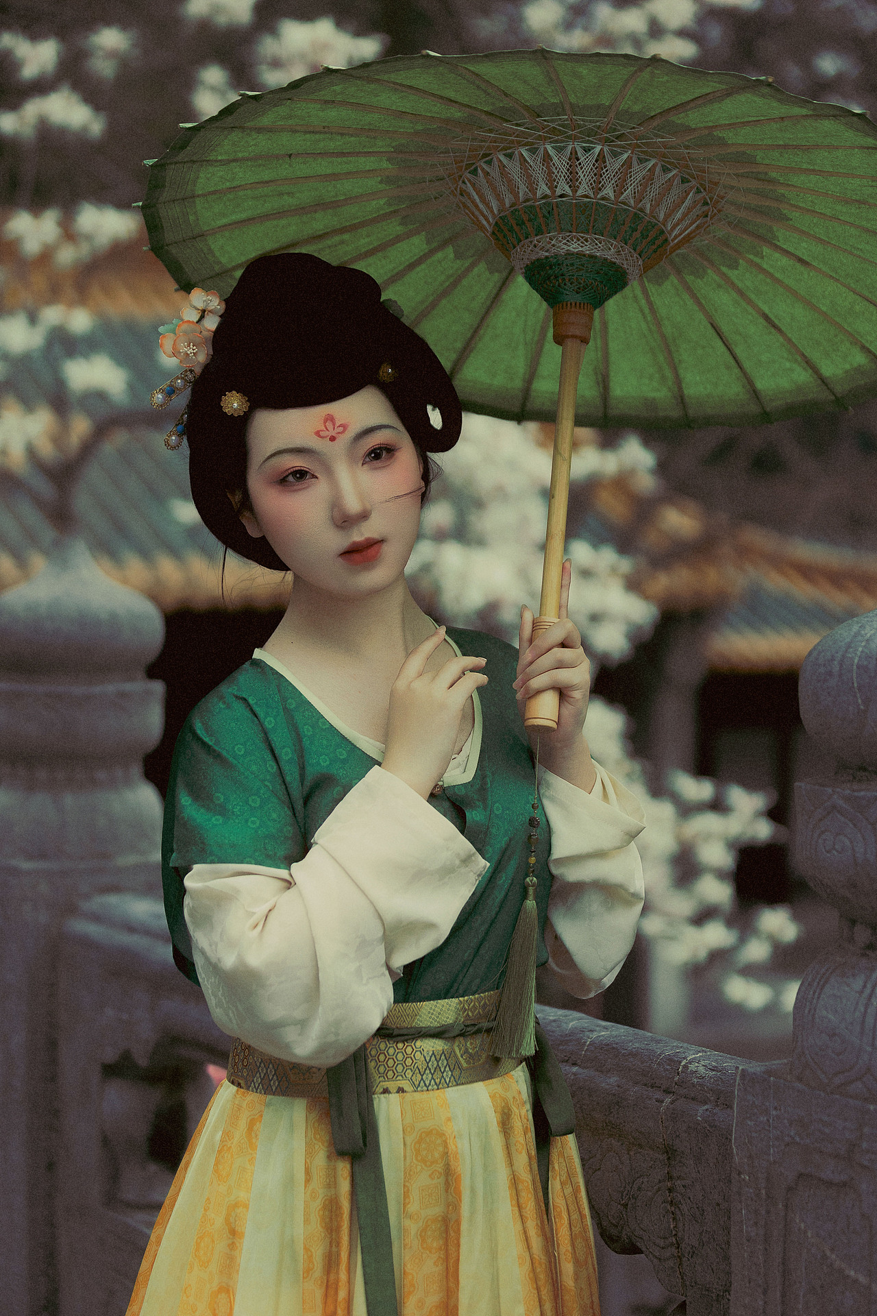 玉殿春（图ZNDA0NDc3MDc2） - 人像摄影 - 站酷设计师若寒Rock原创素材 - 站酷ZCOOL