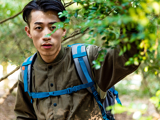 轻至45.3g，智有万千。览邦Watch Ultra：独立通信+AI语音操控+运动健康娱乐