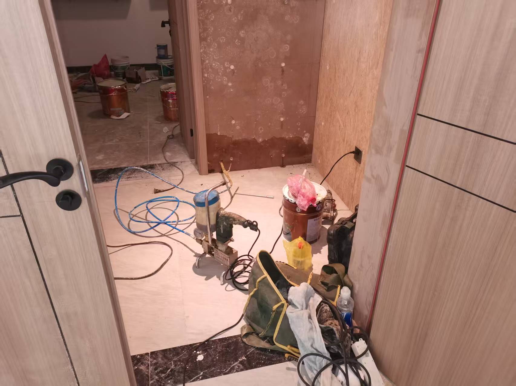 房屋补漏如何选？实测对比后附厂家联系方式（图ZMTU0OTIxNDQ=） - 资讯 - 站酷设计师Z624703475原创素材 - 站酷ZCOOL