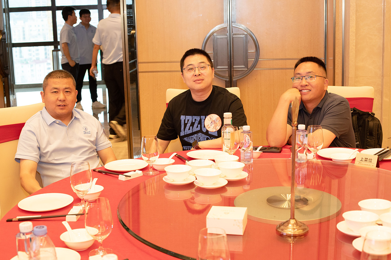 西南科技大学深圳校友会2026-1（图ZNDA0NDk4OTc2） - 人像摄影 - 站酷设计师小7的背包原创素材 - 站酷ZCOOL