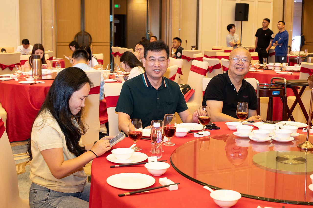 西南科技大学深圳校友会2026-1（图ZNDA0NDk5MTg0） - 人像摄影 - 站酷设计师小7的背包原创素材 - 站酷ZCOOL