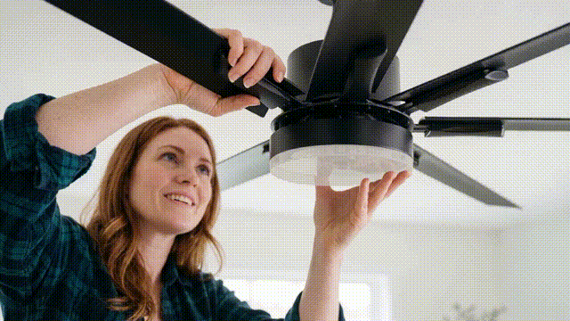 用 AI 0~1生成产品视频｜分镜稿 、运镜Prompt分享（图ZNDA0NTE2NDI0） - AI作品 - 站酷设计师光还是光原创素材 - 站酷ZCOOL