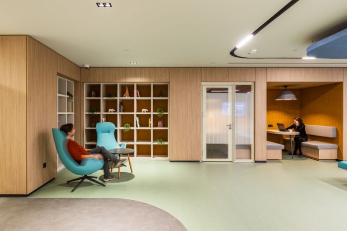 办公楼装修：汇聚多元品牌 构建知识交流协作平台（图ZMTU0OTMyMDg=） - 资讯 - 站酷设计师凯悦办公装修原创素材 - 站酷ZCOOL