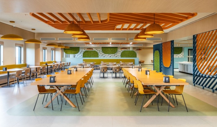 办公楼装修：汇聚多元品牌 构建知识交流协作平台（图ZMTU0OTMyMzI=） - 资讯 - 站酷设计师凯悦办公装修原创素材 - 站酷ZCOOL