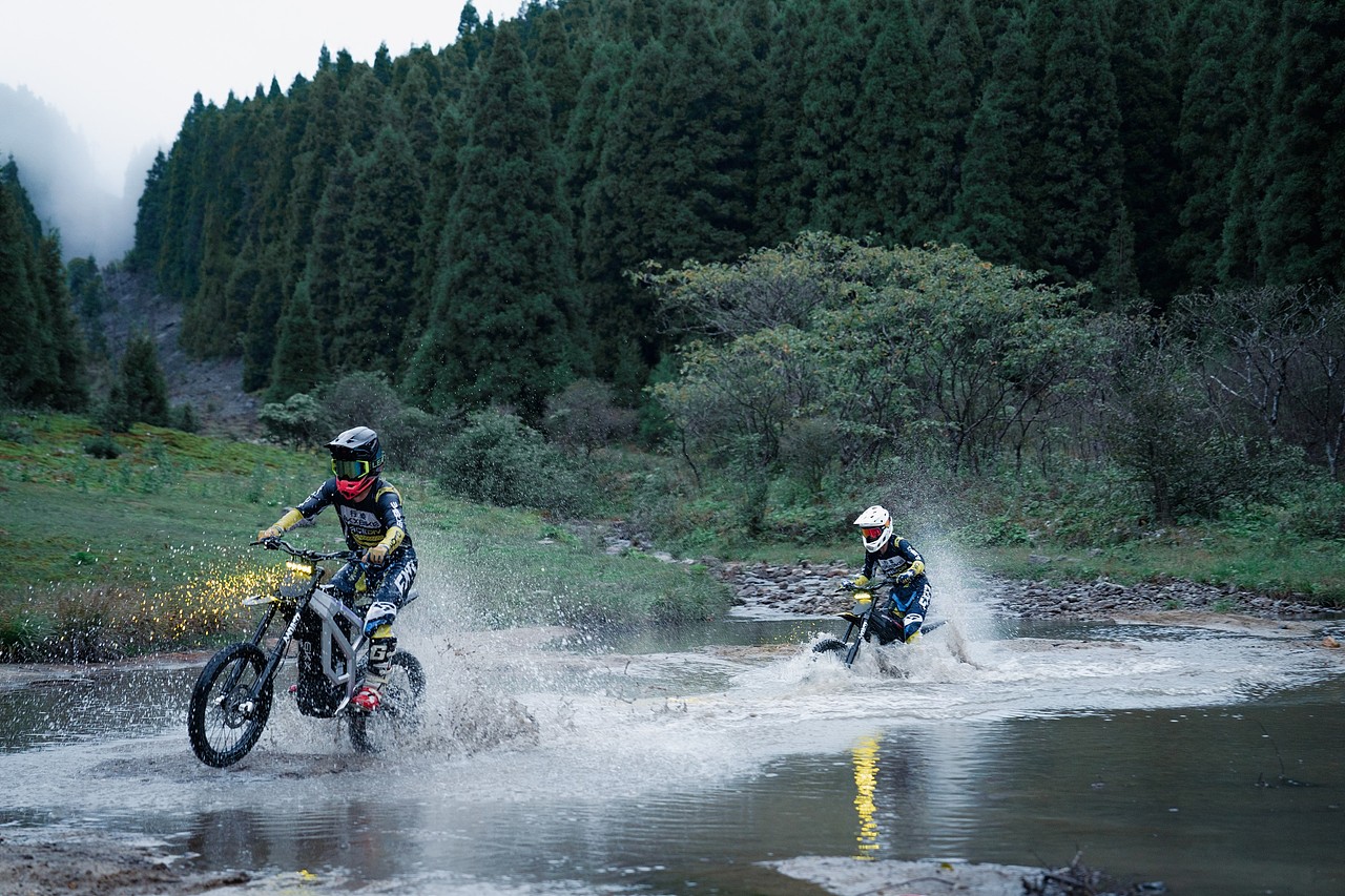 2025行迹越野电摩广告花絮（图ZNDA0NTUzOTcy） - 交通工具 - 站酷设计师wheelive原创素材 - 站酷ZCOOL