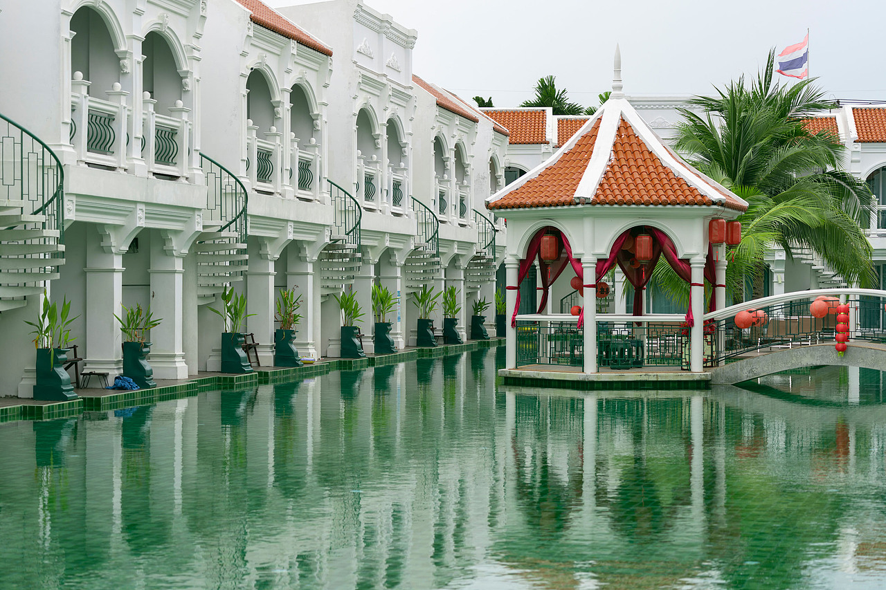 普吉岛的水上宾馆（图ZNDA0NTcxMTcy） - 环境/建筑摄影 - 站酷设计师浏览器原创素材 - 站酷ZCOOL