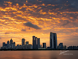 金雞湖·東方之門漫天火燒云