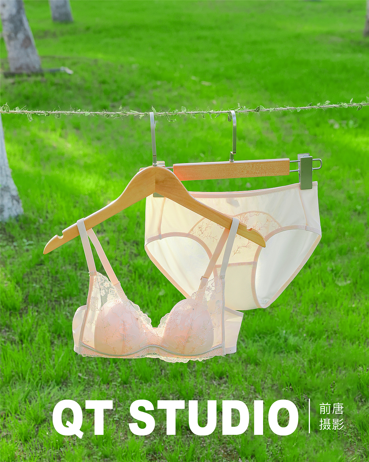 内衣套装 静物拍摄（图ZNDA0NTkwNTYw） - 产品摄影 - 站酷设计师前唐摄影原创素材 - 站酷ZCOOL