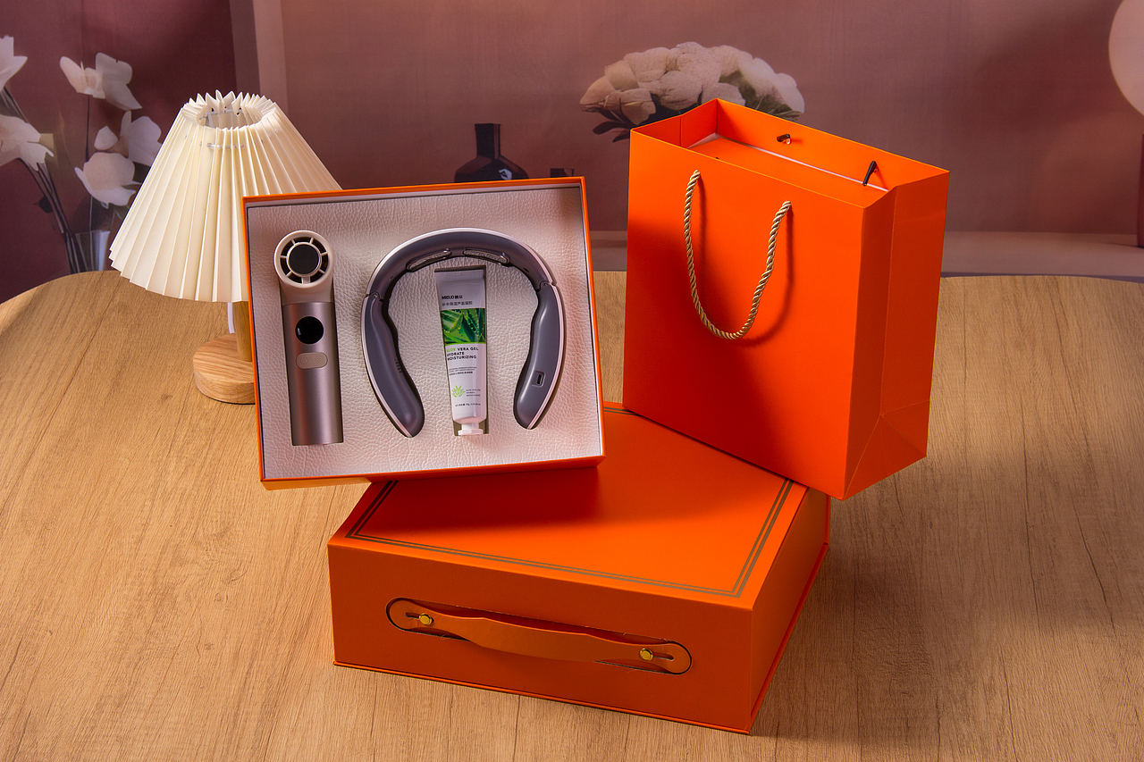 自帶降溫功能的冷風(fēng)風(fēng)扇鈴蘭杯套裝（圖ZNDA0NjI0NDQ4） - 產(chǎn)品攝影 - 站酷設(shè)計(jì)師超級(jí)隆原創(chuàng)素材 - 站酷ZCOOL