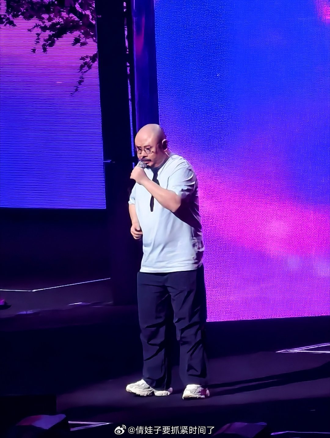 刀郎【山歌响起的地方】乌鲁木齐市收官站（图ZNDA0NjQ1MTg4） - 时尚/艺术摄影 - 站酷设计师山河万朵文化原创素材 - 站酷ZCOOL