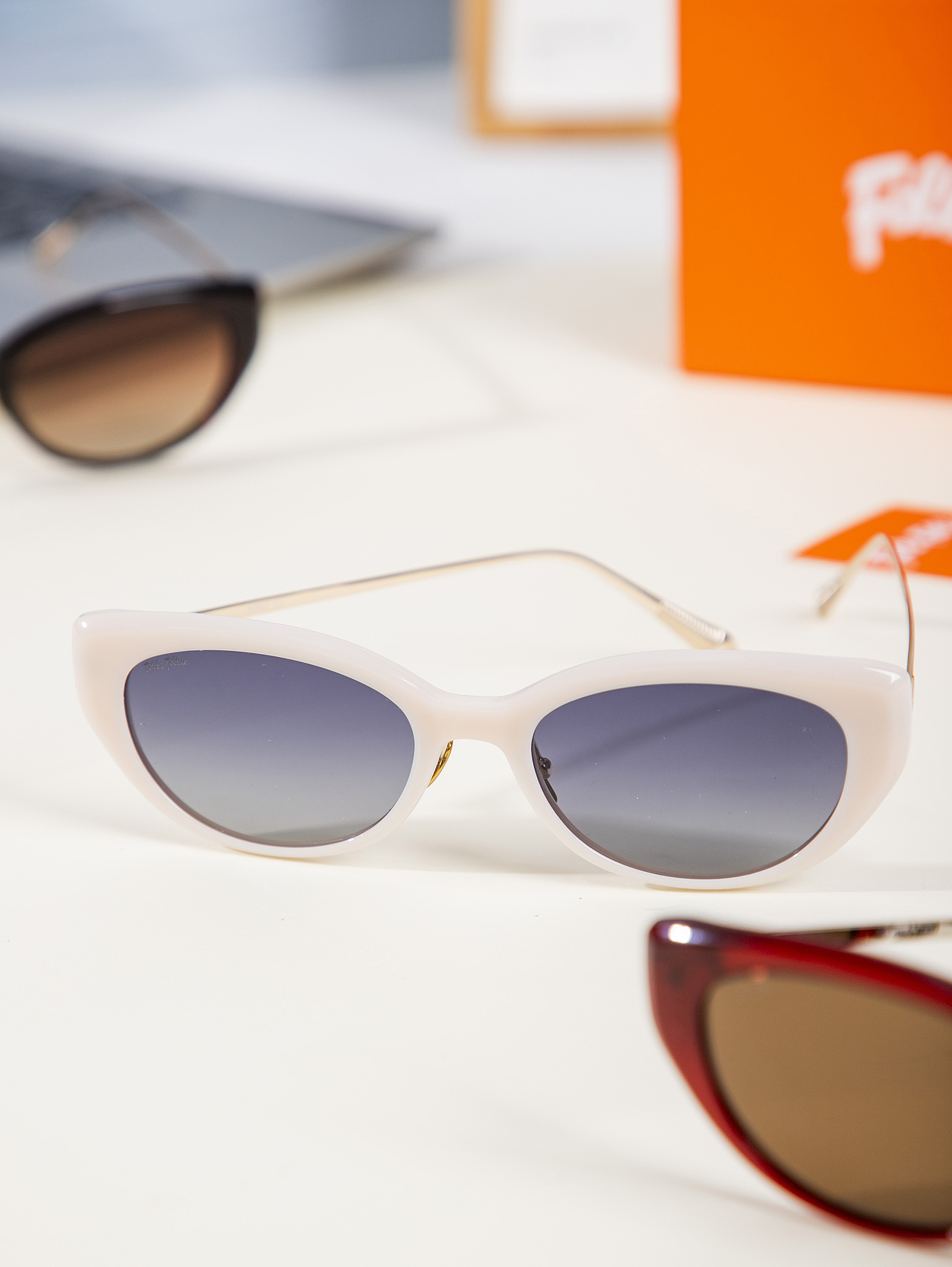 有间|FolliFollie赫本假日猫眼太阳镜60807（图ZNDA0NjUwNTc2） - 产品摄影 - 站酷设计师有间图片社原创素材 - 站酷ZCOOL