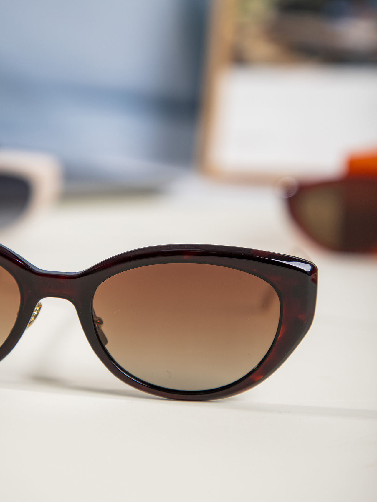 有间|FolliFollie赫本假日猫眼太阳镜60807（图ZNDA0NjUwNTQ0） - 产品摄影 - 站酷设计师有间图片社原创素材 - 站酷ZCOOL