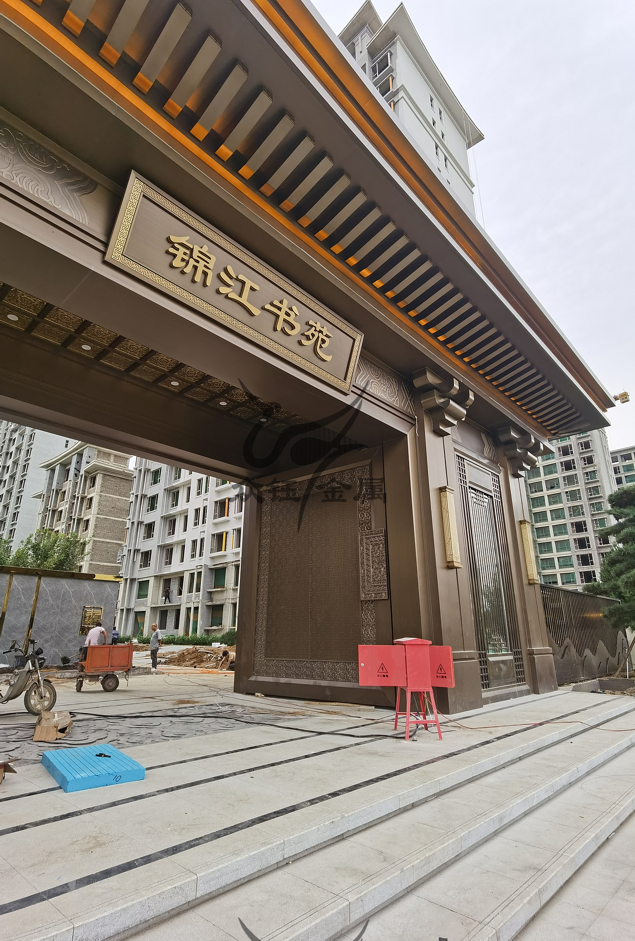 . 商业地产售楼部不锈钢大门 高端会所入户门楼定制（图ZNDA0NjY4NjY4） - 其他工业/产品 - 站酷设计师艺术金属原创素材 - 站酷ZCOOL