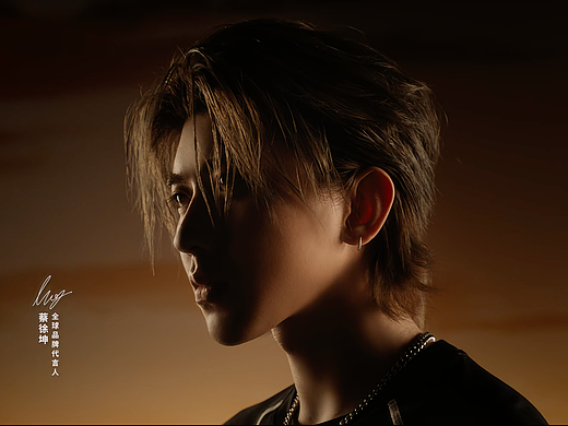 介于制作｜BONELESS X 蔡徐坤 26春夏代言