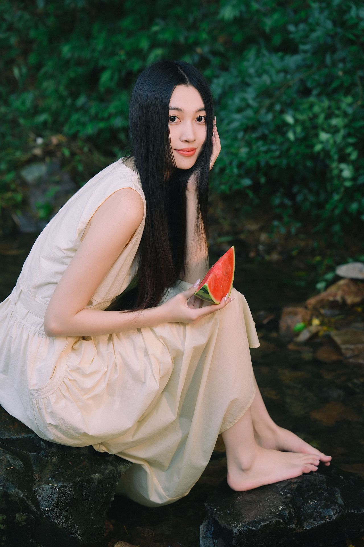 溪水与阳光（图ZNDA0NzQ4ODE2） - 人像摄影 - 站酷设计师初夏_雨原创素材 - 站酷ZCOOL