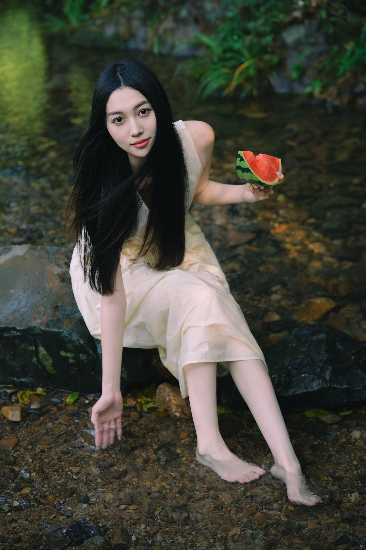 溪水与阳光（图ZNDA0NzQ4ODI0） - 人像摄影 - 站酷设计师初夏_雨原创素材 - 站酷ZCOOL