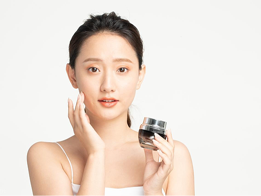 2026 卸妆油深度测评，防水彩妆口红防晒克星，全肤质适配好用不踩坑清单