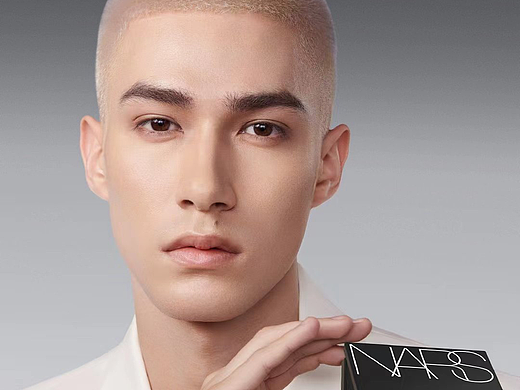米卡 x NARS