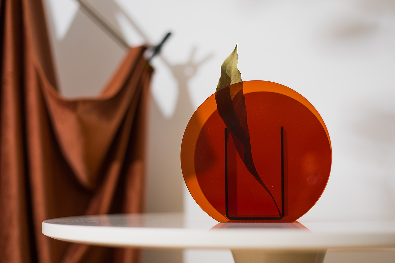 《只要你快乐》| 亚克力花瓶 | 装饰品 | 摆件（图ZNDA0ODU4Njcy） - 产品摄影 - 站酷设计师一毛拍美器原创素材 - 站酷ZCOOL