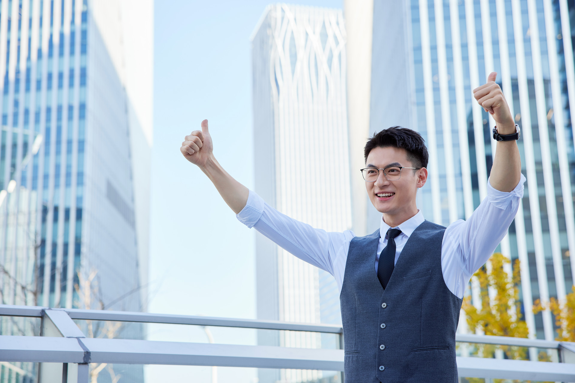 2026年了，还在用“大宝”？你的脸，值得一瓶真正的精华水（图ZMTU1MDg3NzY=） - 资讯 - 站酷设计师来这个世界看看原创素材 - 站酷ZCOOL