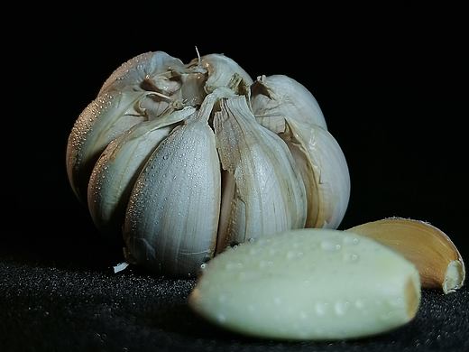 一颗蒜的质感和光（个人主页-ZNzMzODc2MzY=） - 美食摄影 - 站酷设计师摄影师国庆原创素材 - 站酷ZCOOL