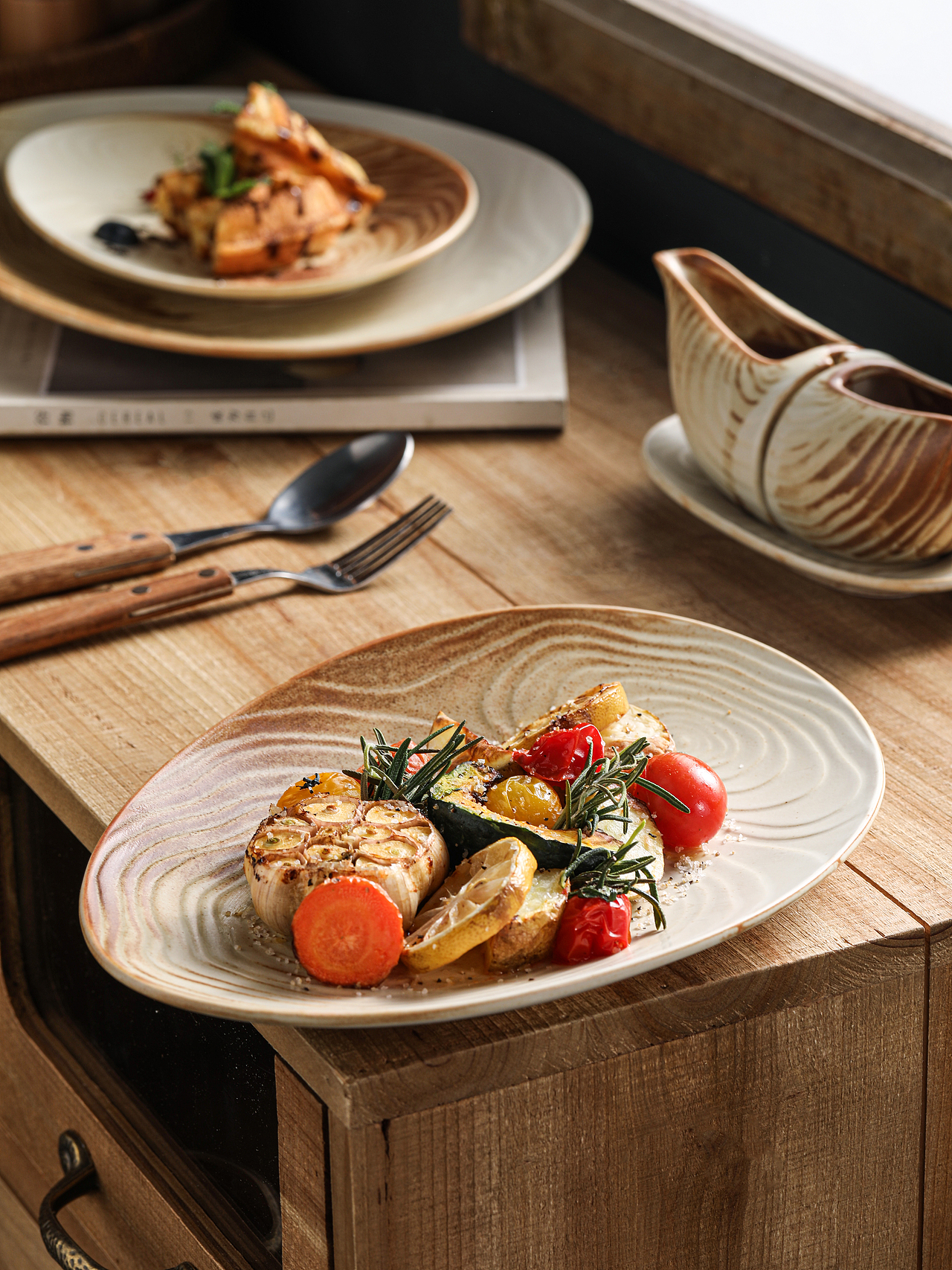 酒店陶瓷餐盘（图ZNDA0ODc2OTgw） - 产品摄影 - 站酷设计师亚马逊实拍滴滴原创素材 - 站酷ZCOOL