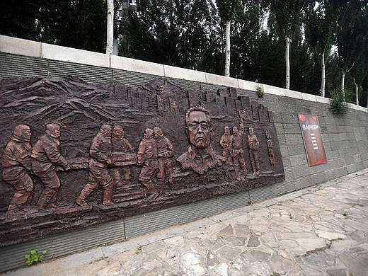 医院外墙浮雕设计公司