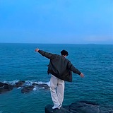 Wh7te的头像