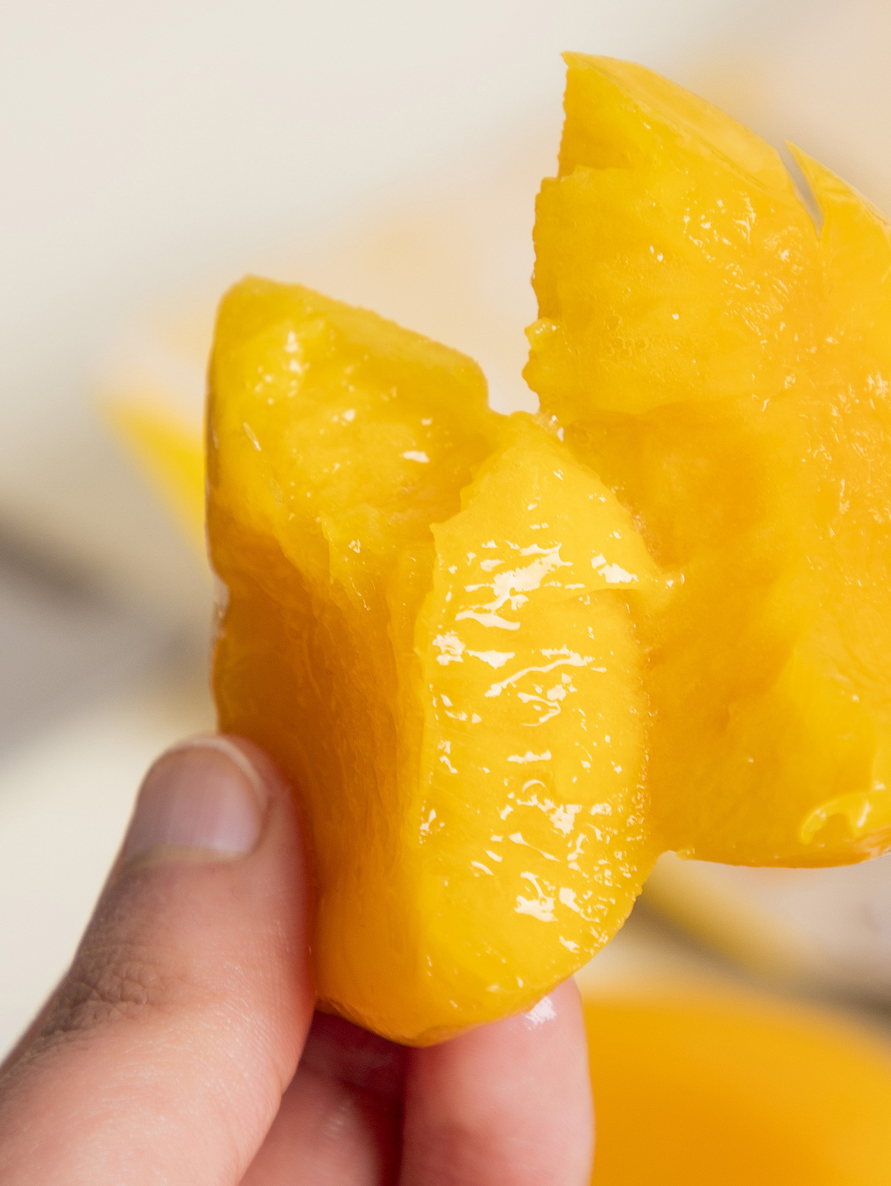 有间|认养森林维C爆汁黄桃（图ZNDA1MDE3NTE2） - 产品摄影 - 站酷设计师有间图片社原创素材 - 站酷ZCOOL