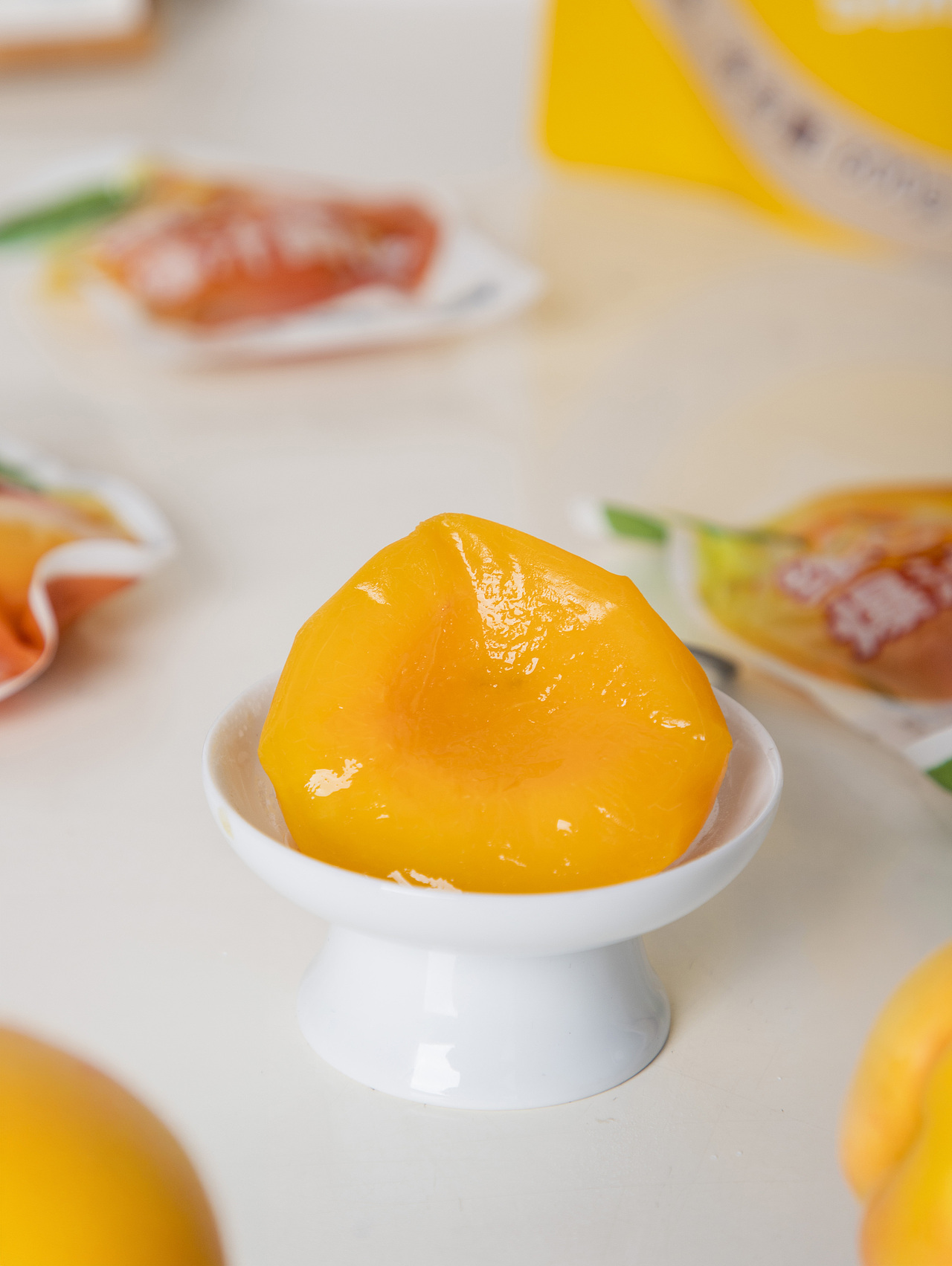 有间|认养森林维C爆汁黄桃（图ZNDA1MDE3NDUy） - 产品摄影 - 站酷设计师有间图片社原创素材 - 站酷ZCOOL