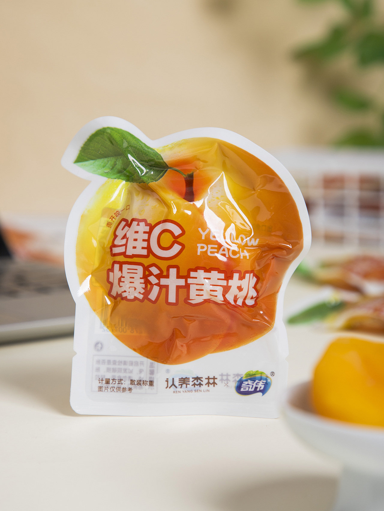 有间|认养森林维C爆汁黄桃（图ZNDA1MDE3NDM2） - 产品摄影 - 站酷设计师有间图片社原创素材 - 站酷ZCOOL