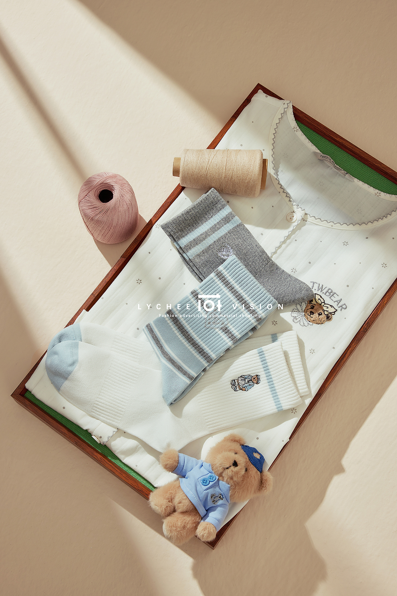 TW-袜子拍摄 美式复古风（图ZNDA1MDE4MDgw） - 产品摄影 - 站酷设计师荔枝视觉原创素材 - 站酷ZCOOL